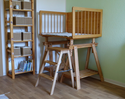 Wickeltisch mit Pikler-Aufsatz Wickeltisch mit Pikler-Aufsatz